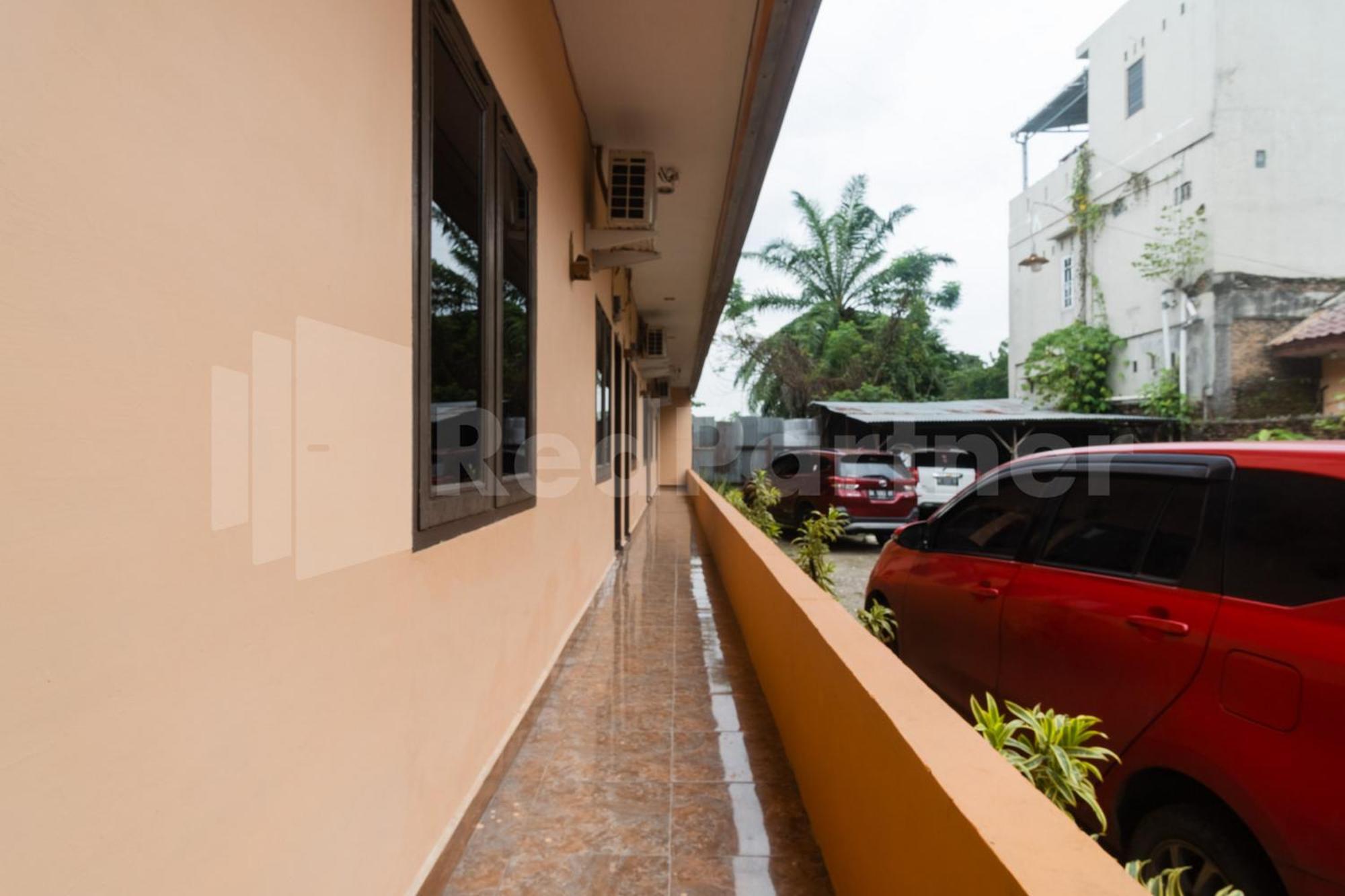 Teratai Guesthouse At Rs Adam Malik Medan Mitra Reddoorz Luaran gambar