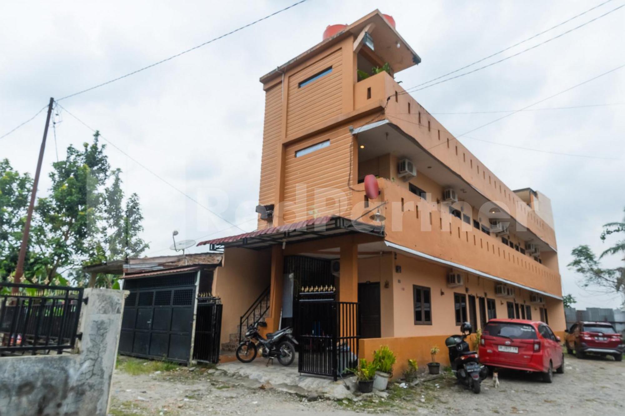 Teratai Guesthouse At Rs Adam Malik Medan Mitra Reddoorz Luaran gambar